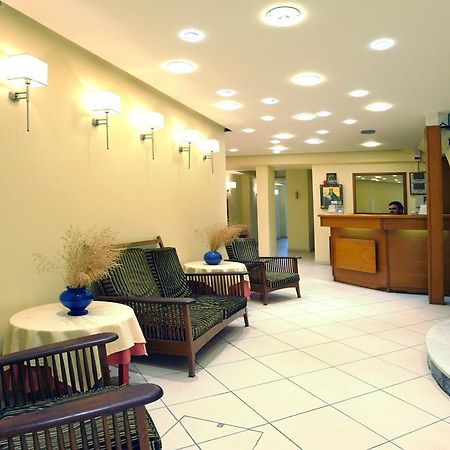 Hotel Delfinia à Tínos Extérieur photo