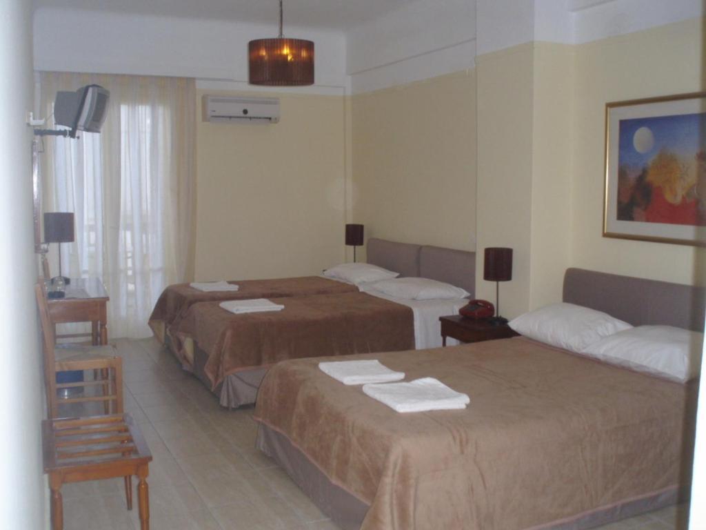 Hotel Delfinia à Tínos Chambre photo