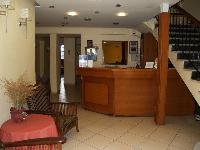 Hotel Delfinia à Tínos Extérieur photo